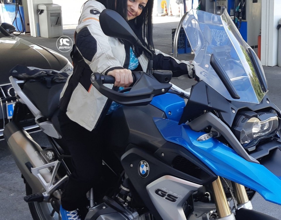 miriam_ragazze_in_moto