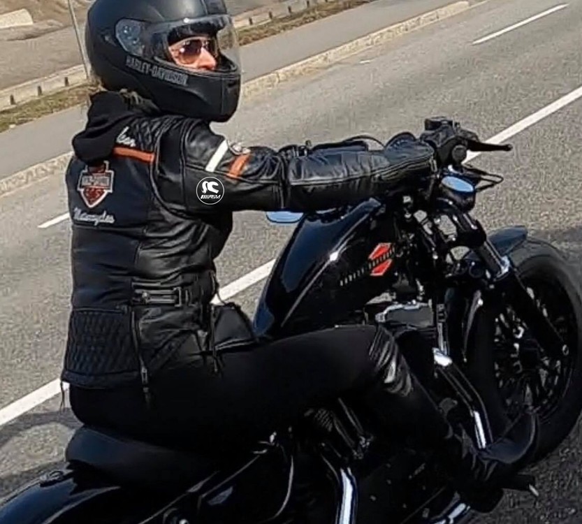 soccorsa_ragazze_in_moto