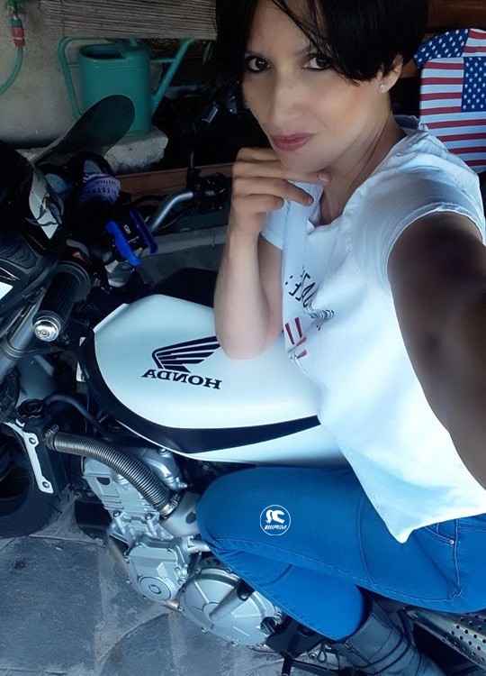 elisa_ragazze_in_moto