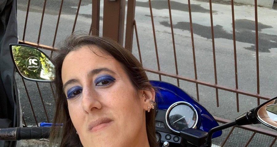 ester_ragazze_in_moto