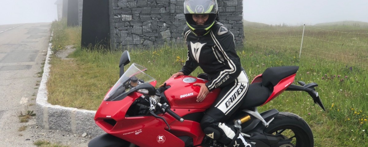 enrica_ragazze_in_moto