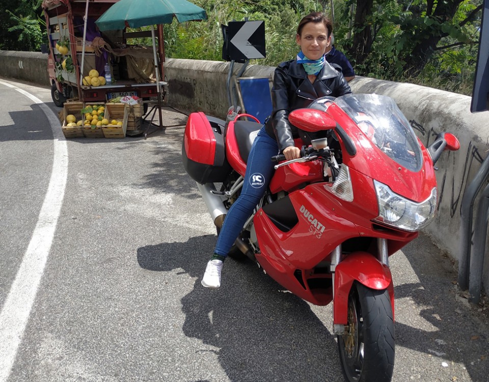 irene_ragazze_in_moto