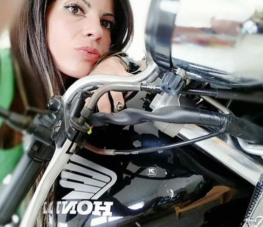 maria_luisa_ragazze_in_moto