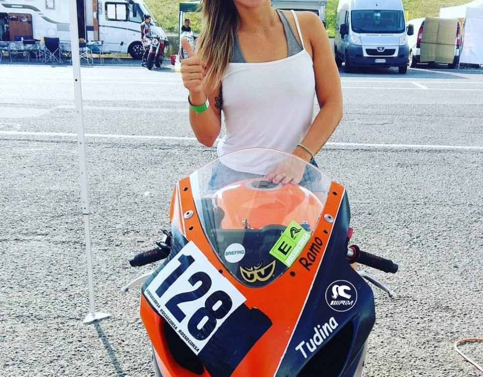 ramona_ragazze_in_moto