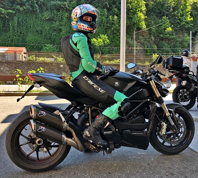 roberta_ragazze_in_moto