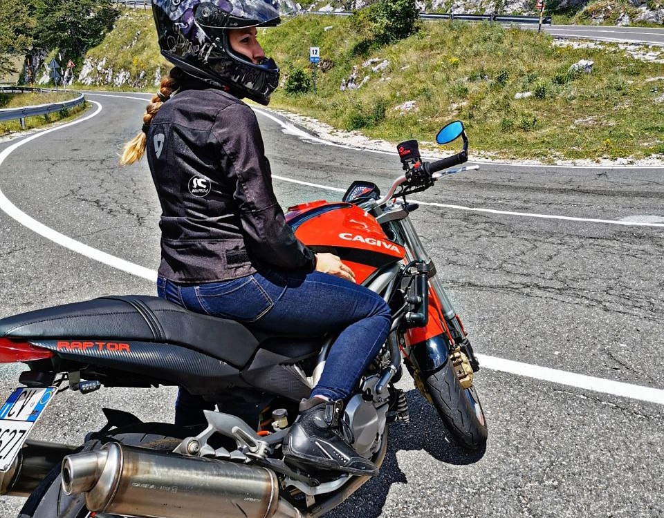 roberta_ragazze_in_moto