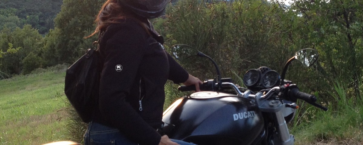 rosy_ragazze_in_moto