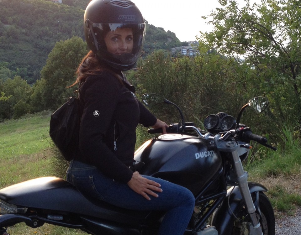 rosy_ragazze_in_moto