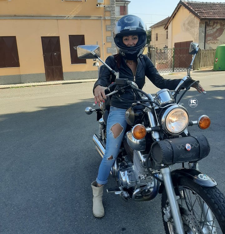 alessandra_ragazze_in_moto