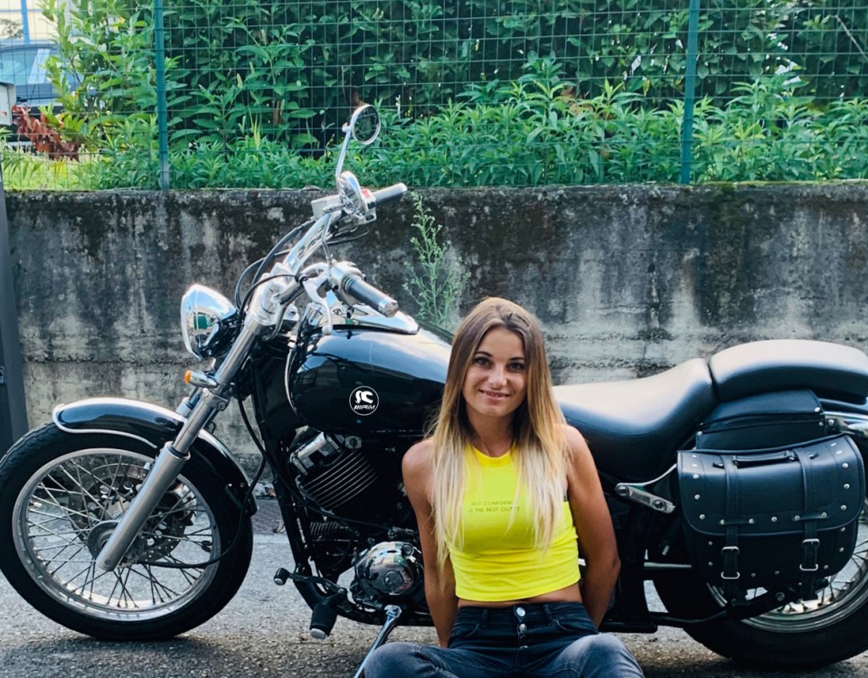 leny_ragazze_in_moto