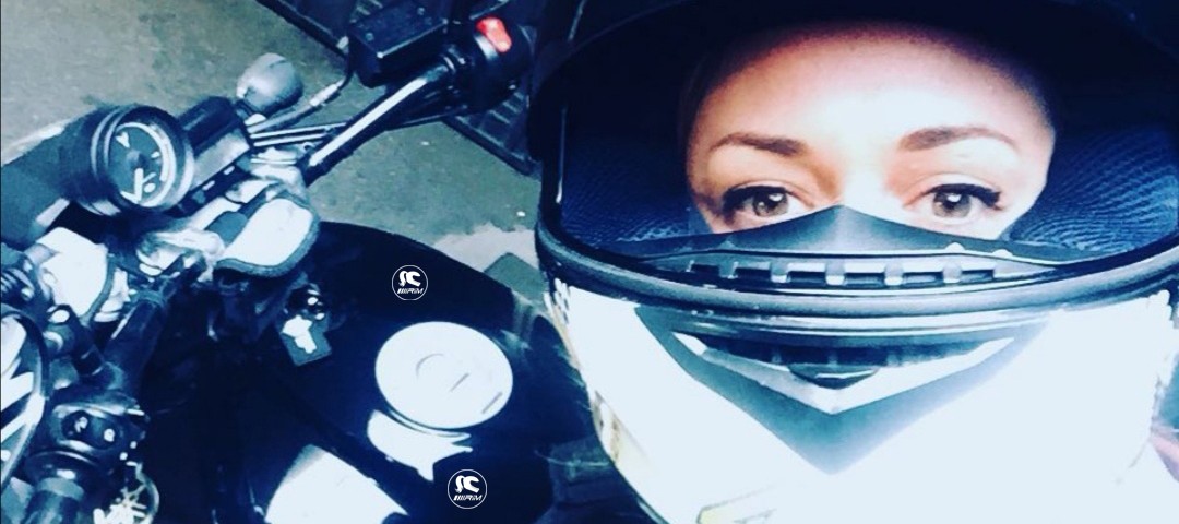 manuela_ragazze_in-moto