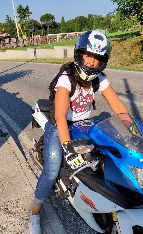 paola_ragazze_in_moto