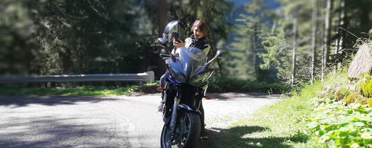 carmen_ragazze_in_moto