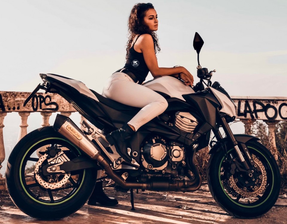 chiara_ragazze_in_moto