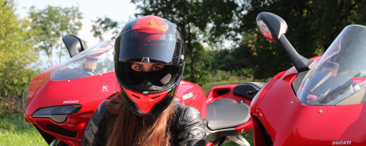elisa_ragazze_in_moto