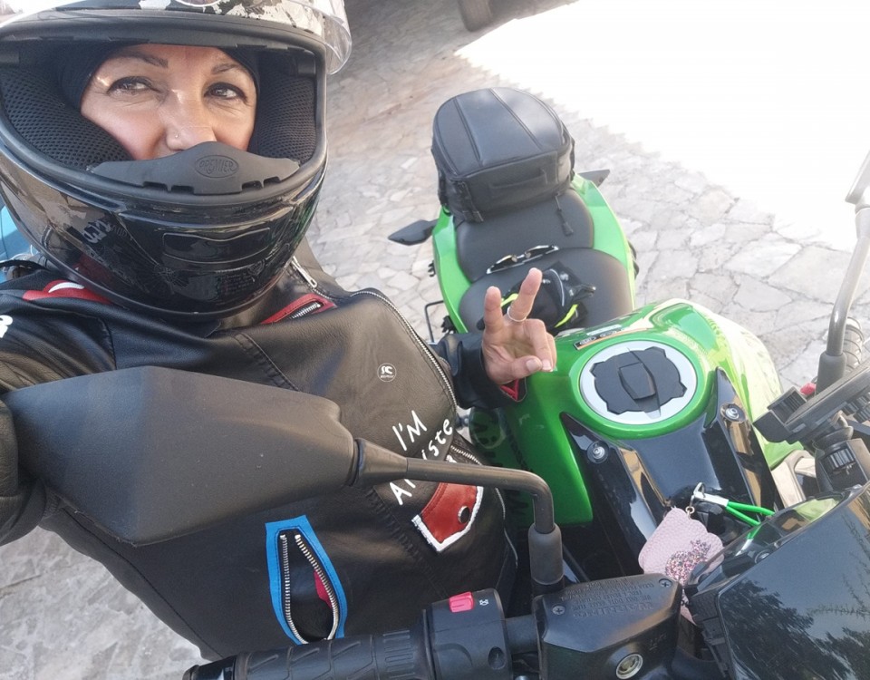 giuliana_ragazze_in_moto