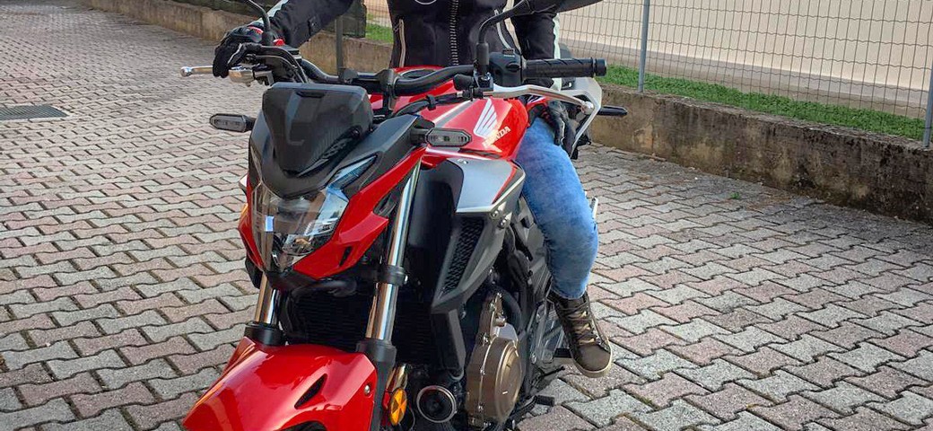 ilenia_ragazze_in_moto