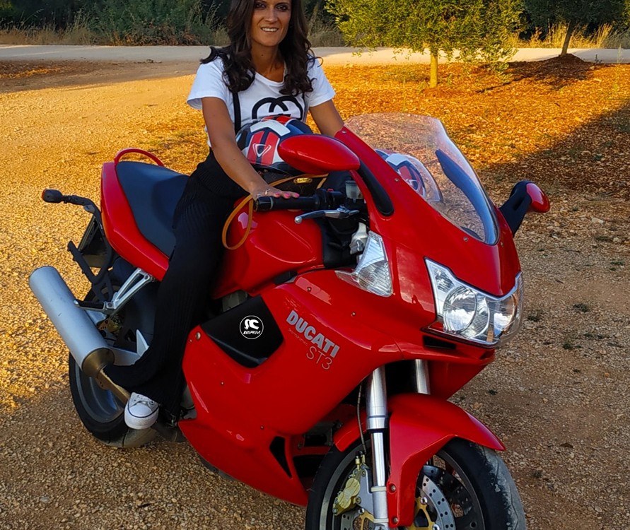 irene_ragazze_in_moto