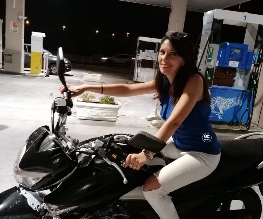 maria_grazia_ragazze_in_moto