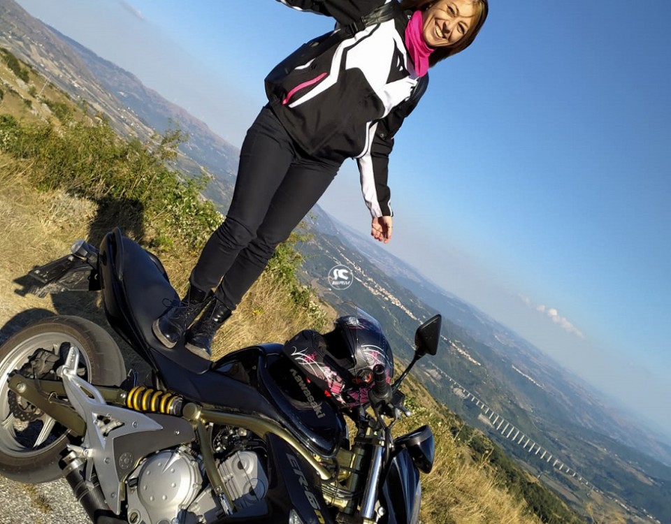 romina_ragazze_in-moto