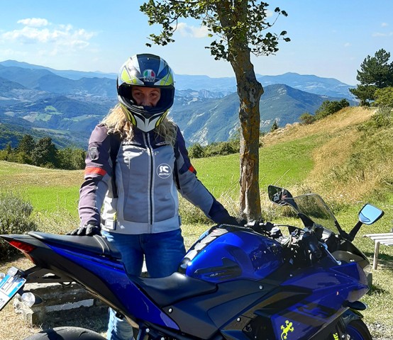 sara_ragazze_in_moto