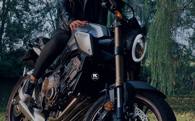 sofia_ragazze_in_moto