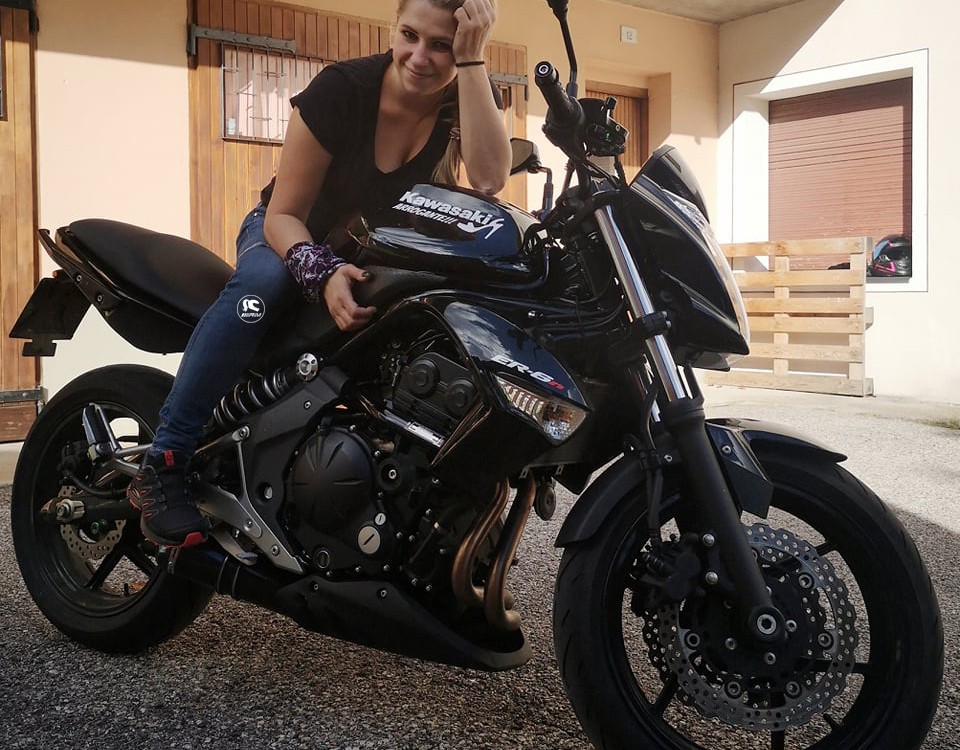 linda_ragazze_in_moto