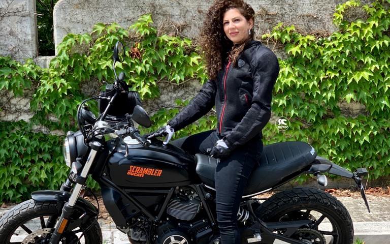 alessia_ragazze_in_moto