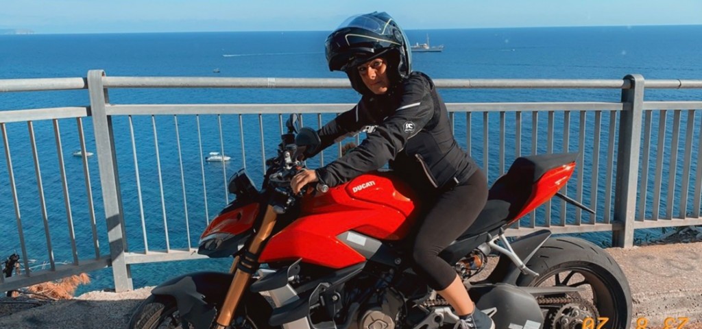 patrizia_ragazze_in_moto