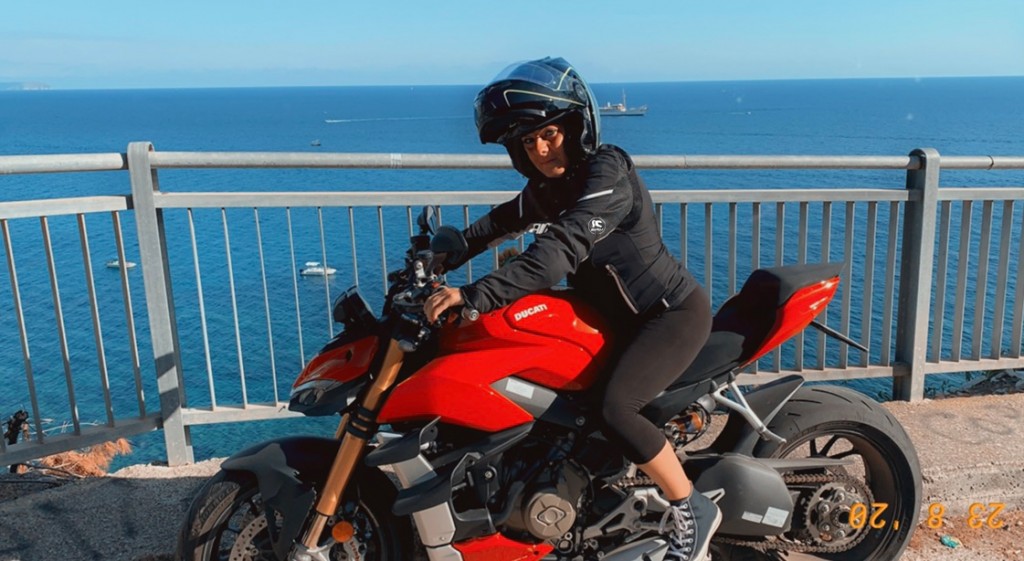 patrizia_ragazze_in_moto