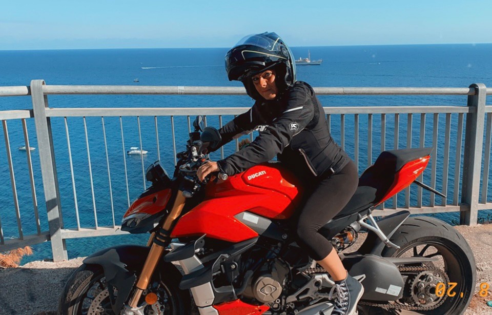 patrizia_ragazze_in_moto