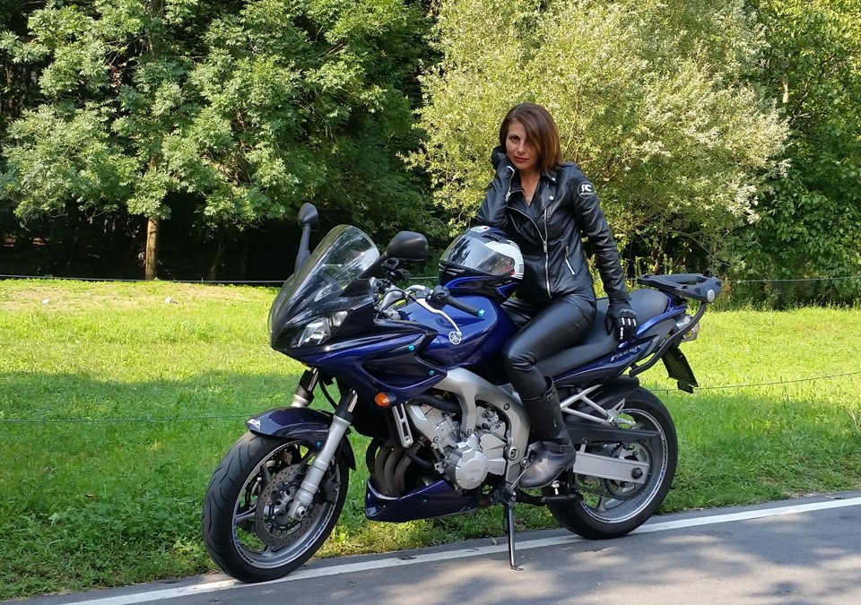 carmen_ragazze_in_moto