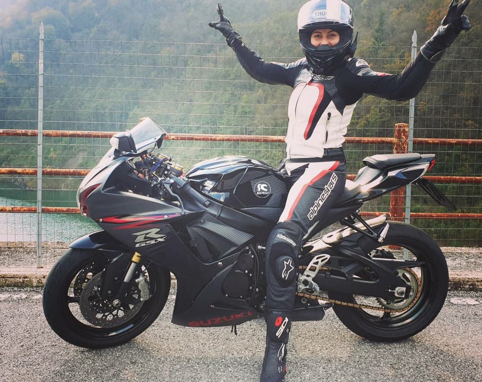 firuta_ragazze_in_moto