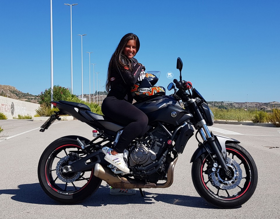 lavinia_ragazze_in_moto