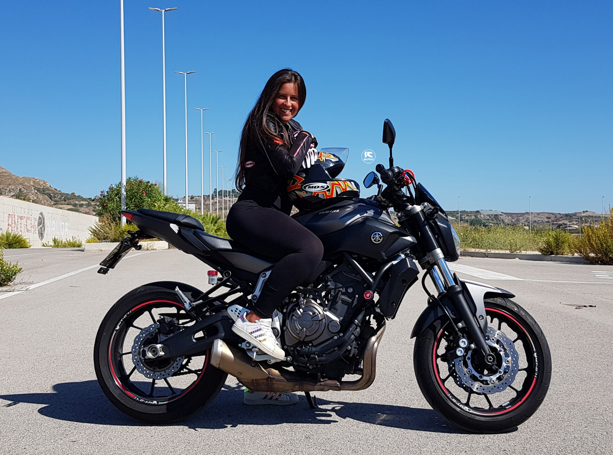 lavinia_ragazze_in_moto