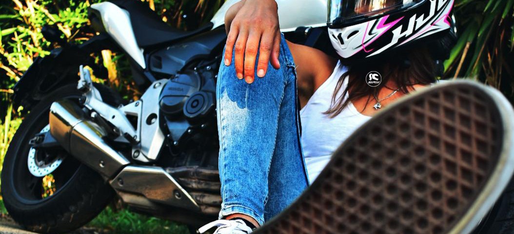 anna_ragazze_in_moto