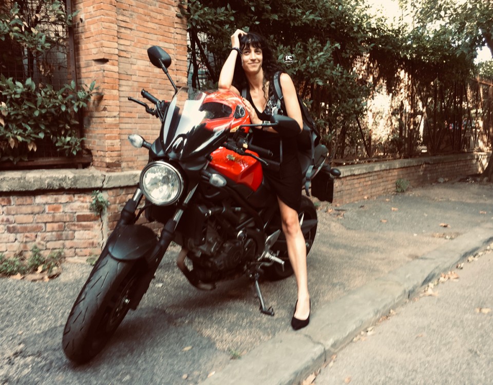 giulia_ragazze_in-moto