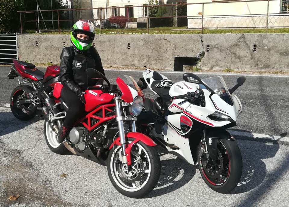 maddalena_ragazze_in_moto