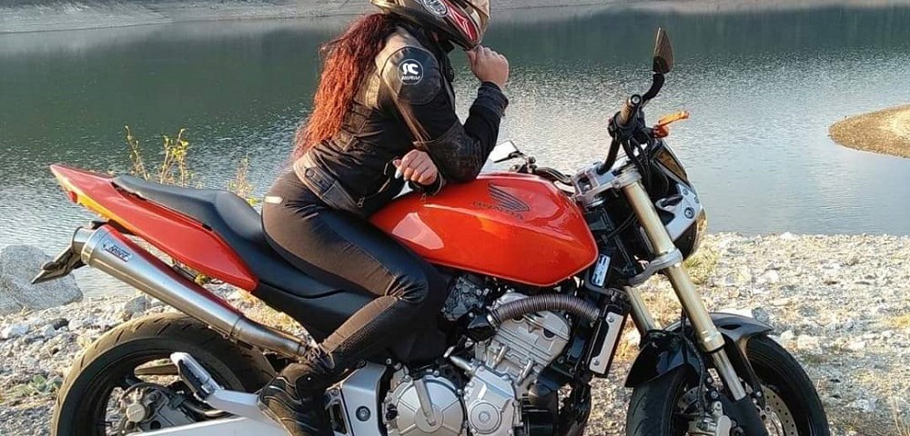micaela_ragazze_in_moto