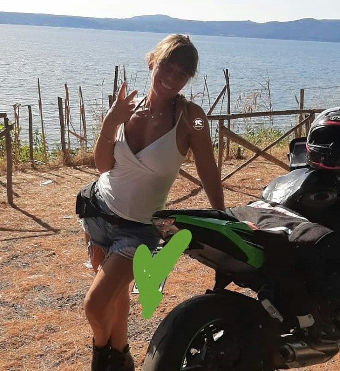 moira_ragazze_in_moto