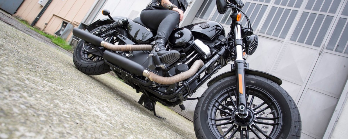 anna-ragazze-in_moto