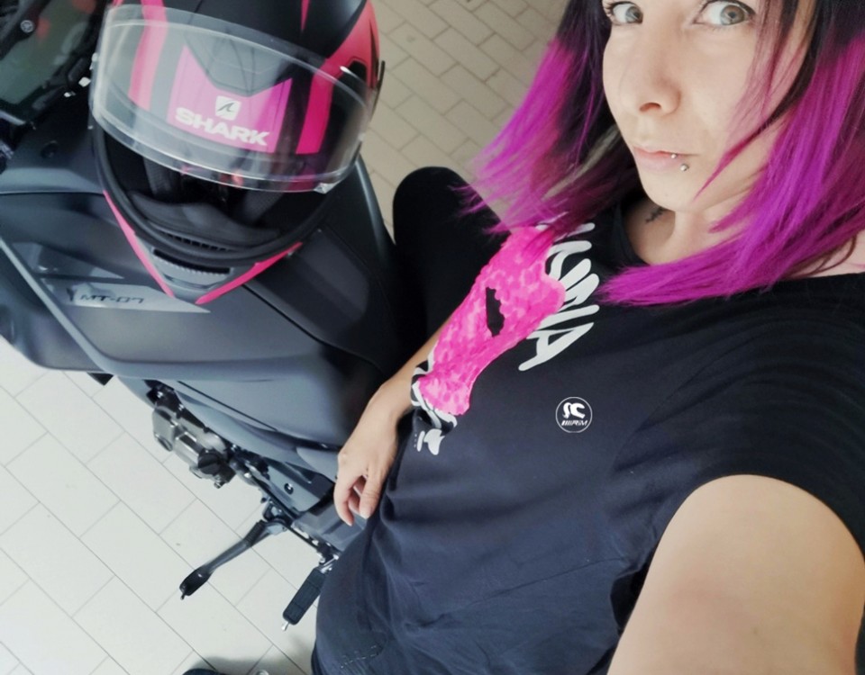 anna_ragazze_in_moto