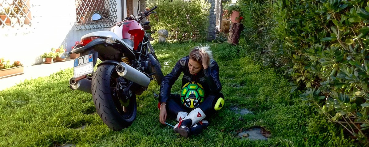 francesca_ragazze_in-moto