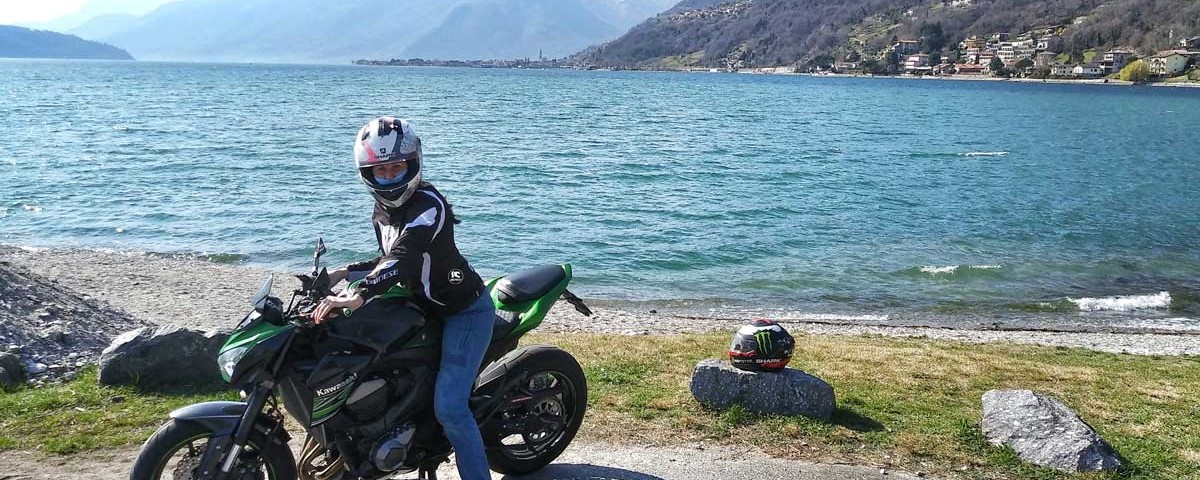 paola_ragazze_in_moto