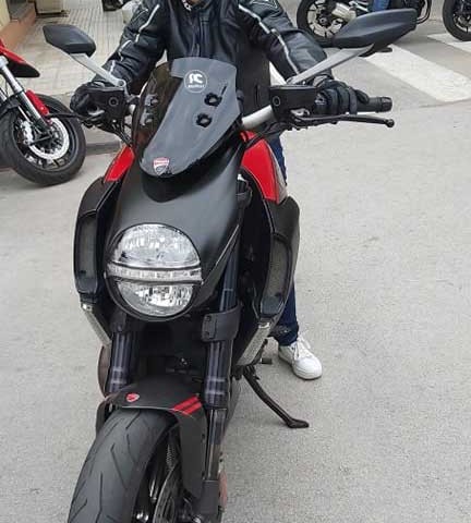 vanessa_ragazze_in_moto