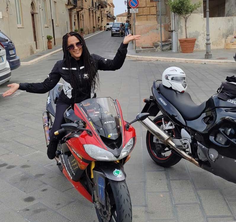 ketty_ragazze_in_moto