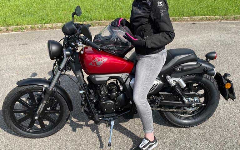 sarah_ragazze_in_moto