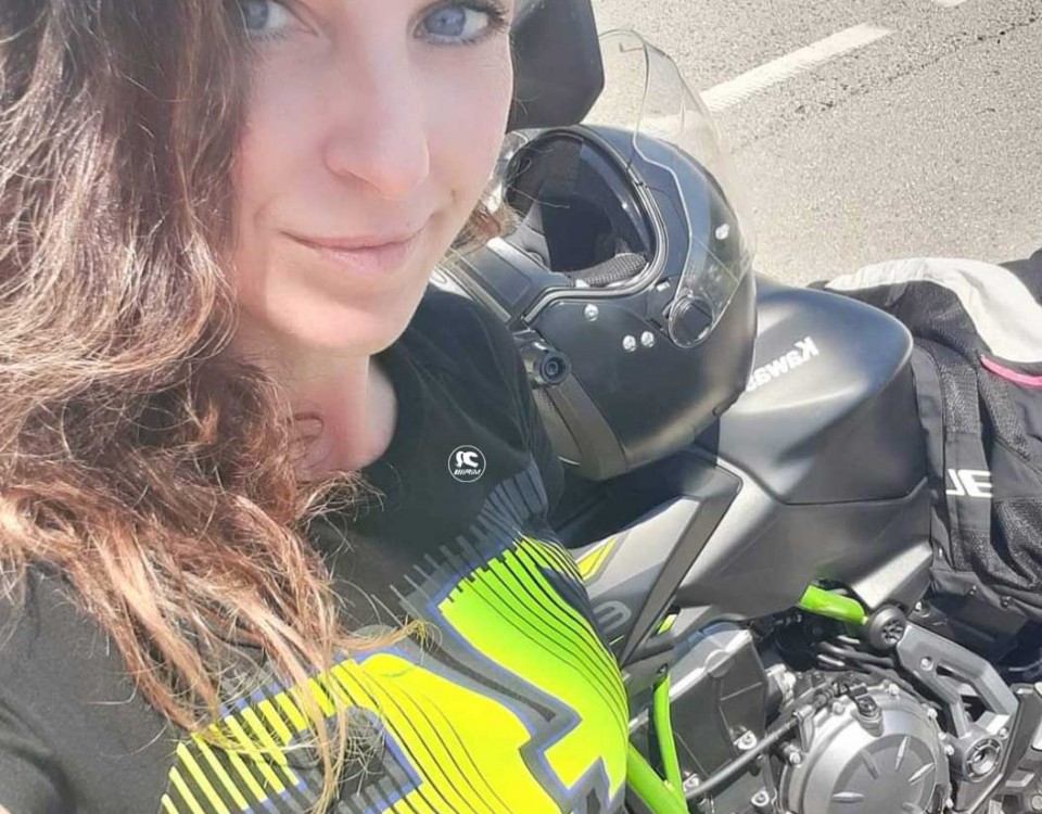 valentina_ragazze_in_moto