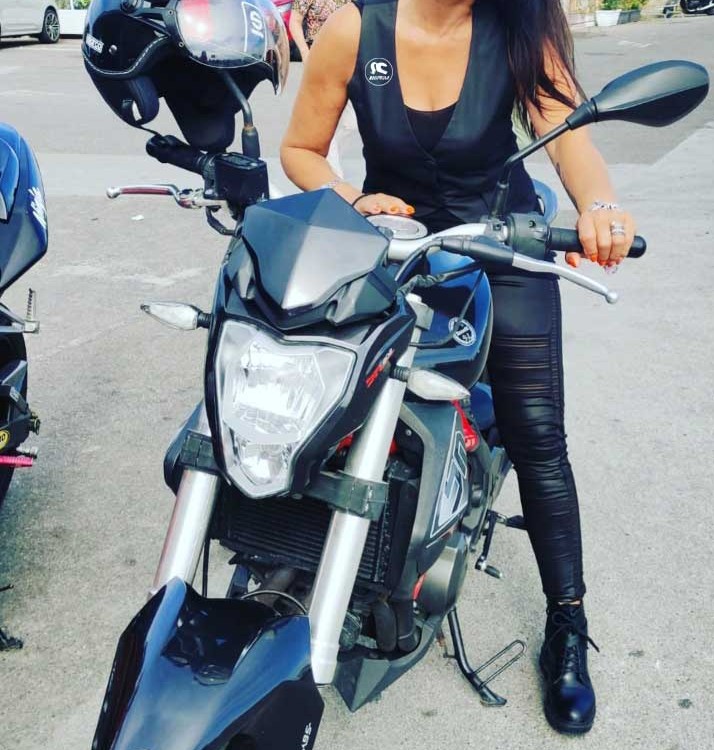 cetty_ragazze_in-moto