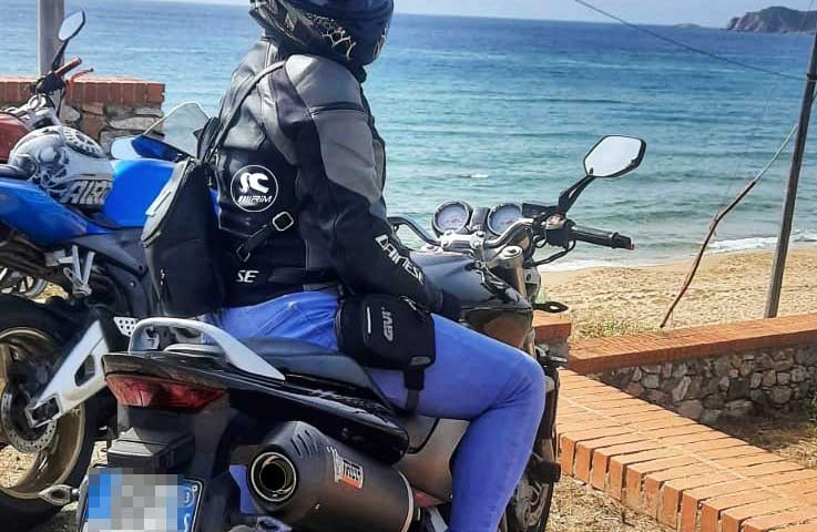 lucrezia_ragazze_in_moto